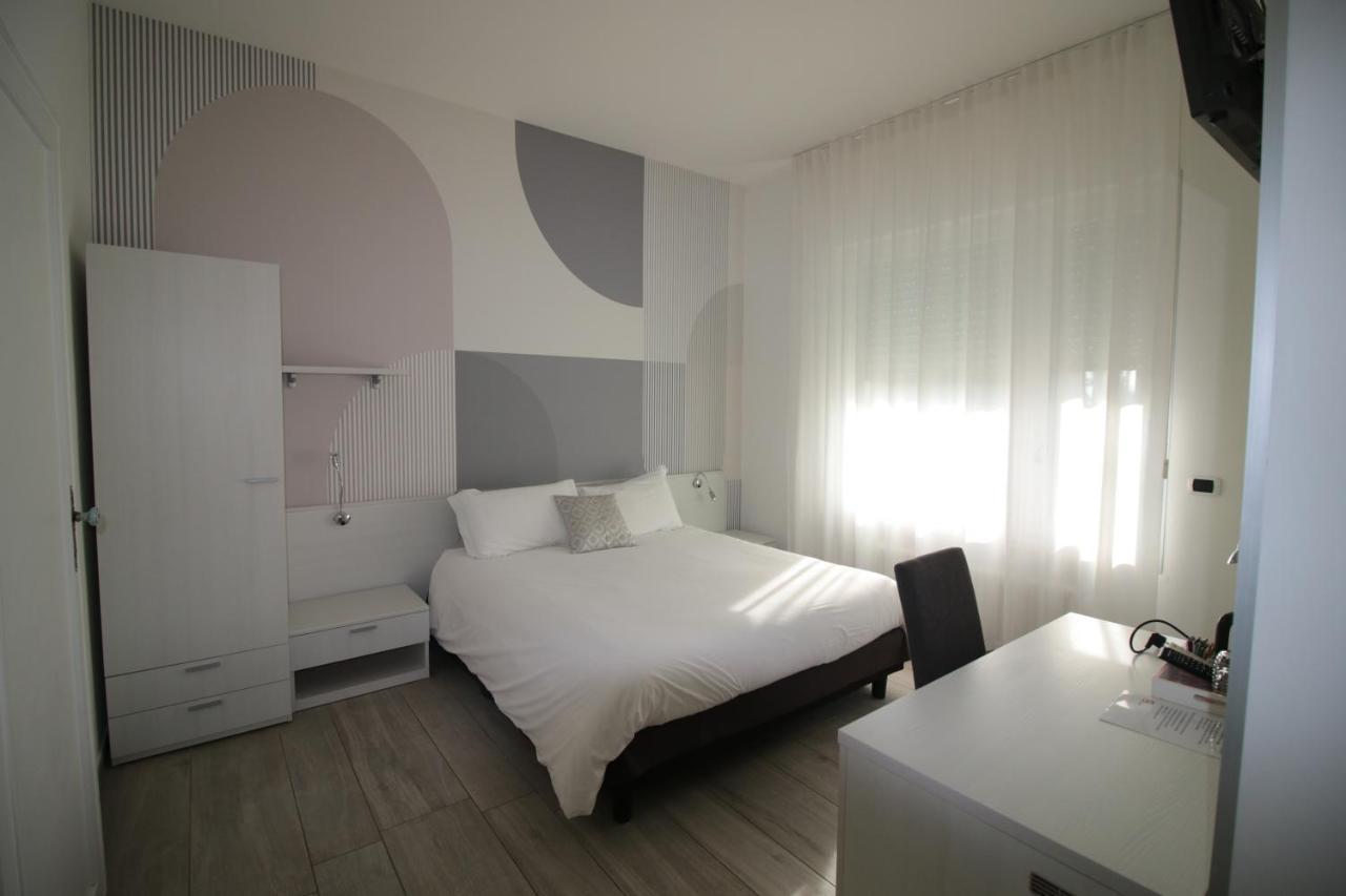 Villa Silvia Olivetti Banchette D'Ivrea Exteriör bild