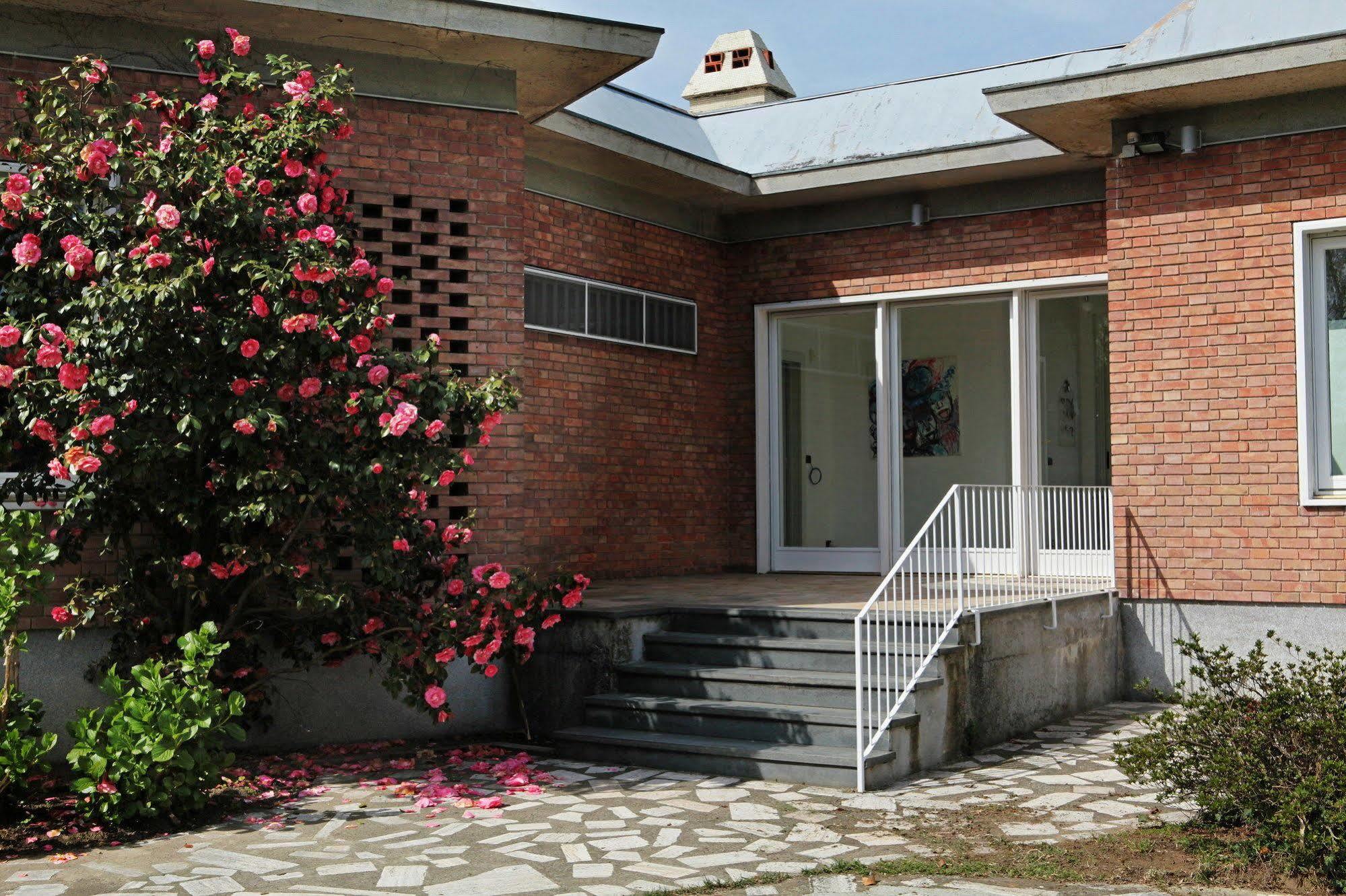 Villa Silvia Olivetti Banchette D'Ivrea Exteriör bild