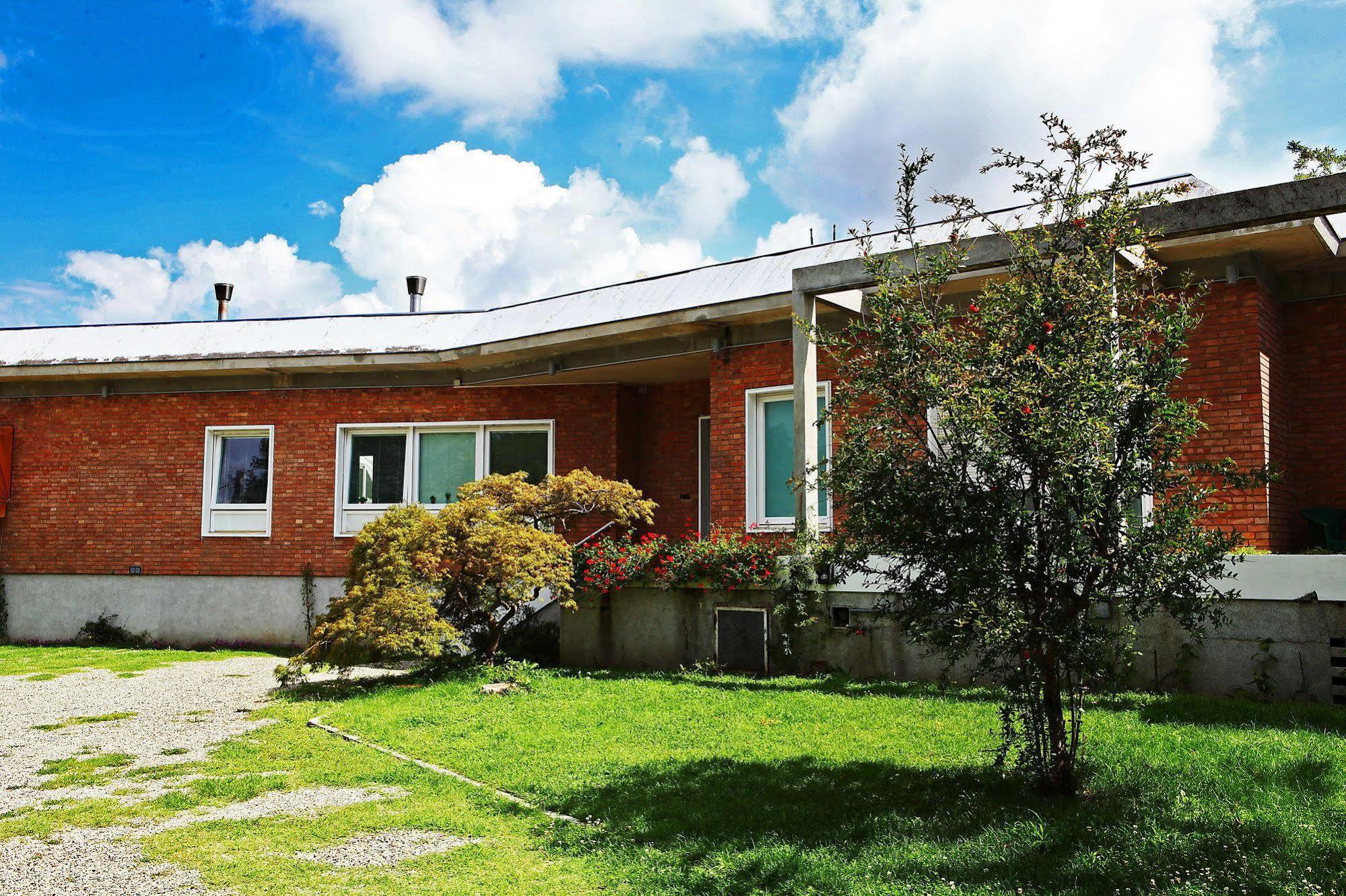 Villa Silvia Olivetti Banchette D'Ivrea Exteriör bild