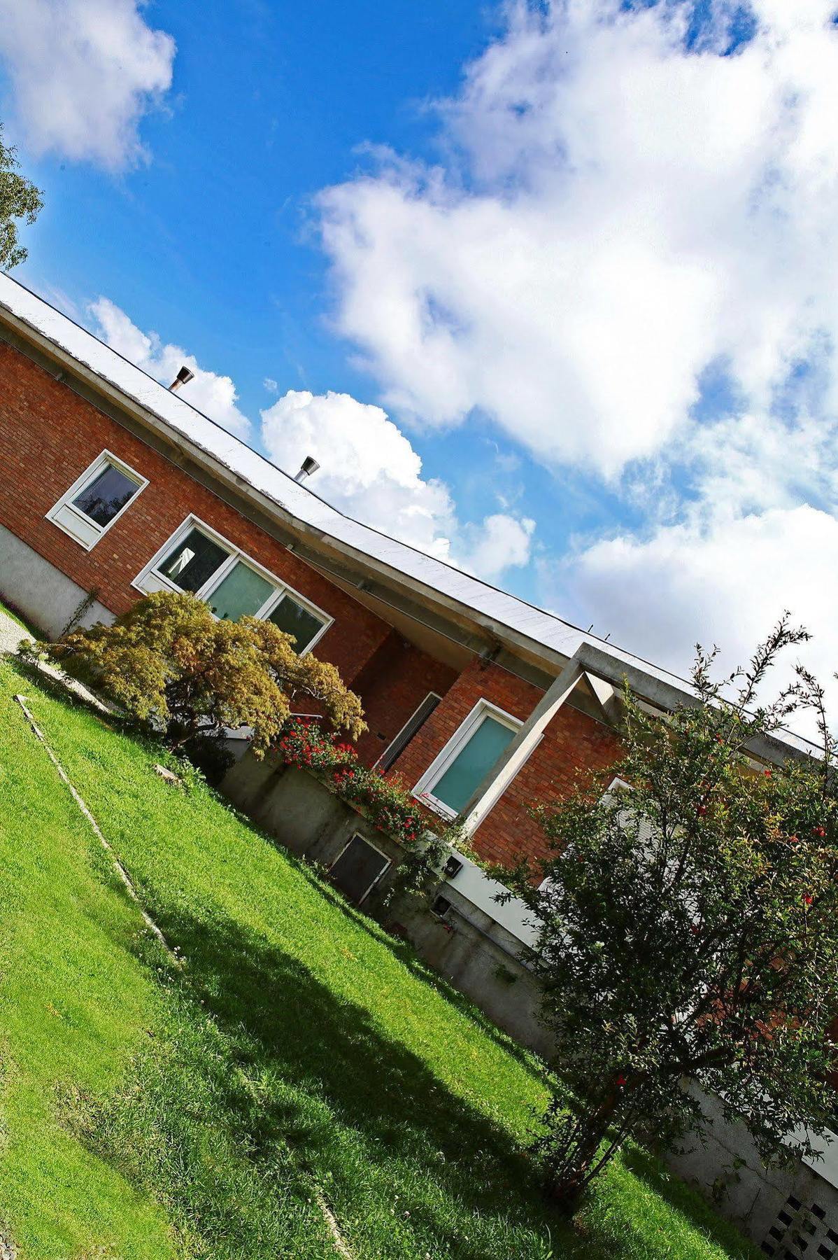 Villa Silvia Olivetti Banchette D'Ivrea Exteriör bild